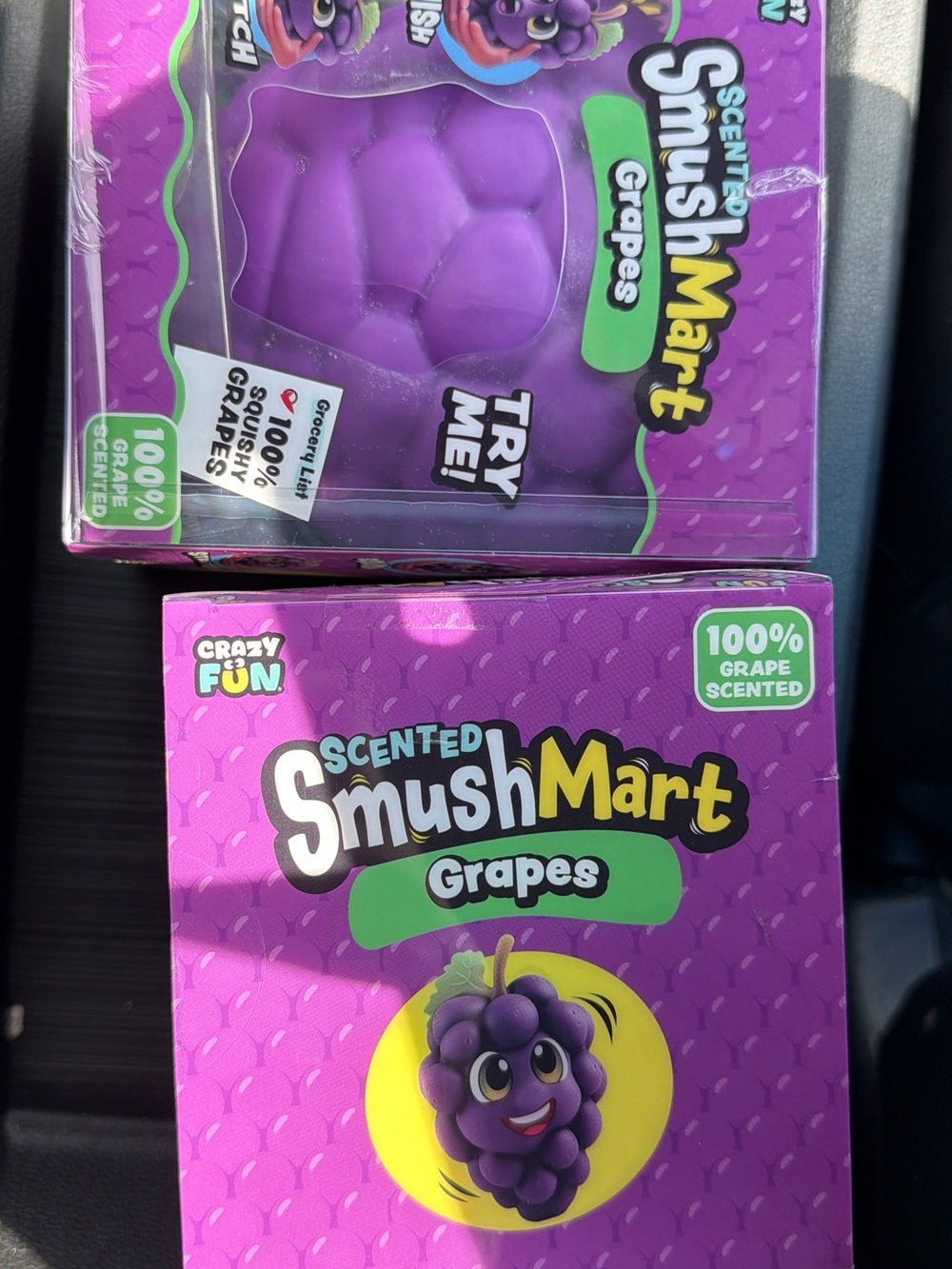 Scented SmushMart Grapes - Purple Grape squishy toy